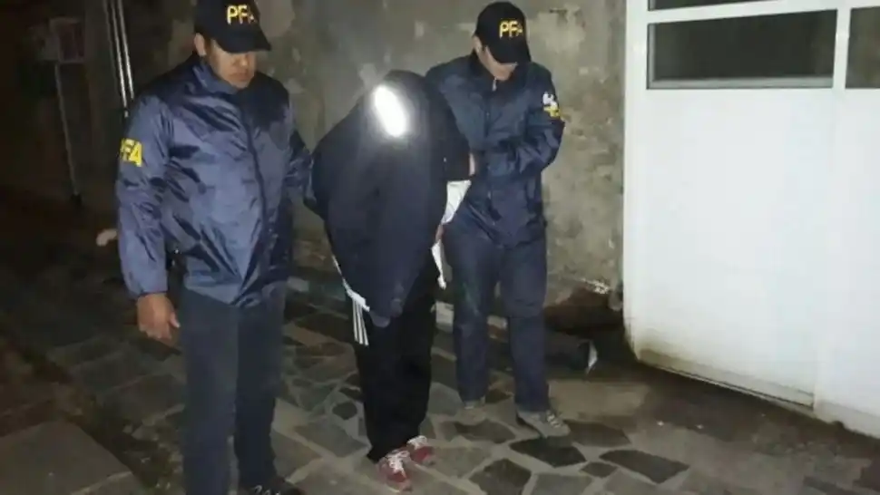 Violaban y prostituían a su hija, y filmaban todo para "promocionarla"