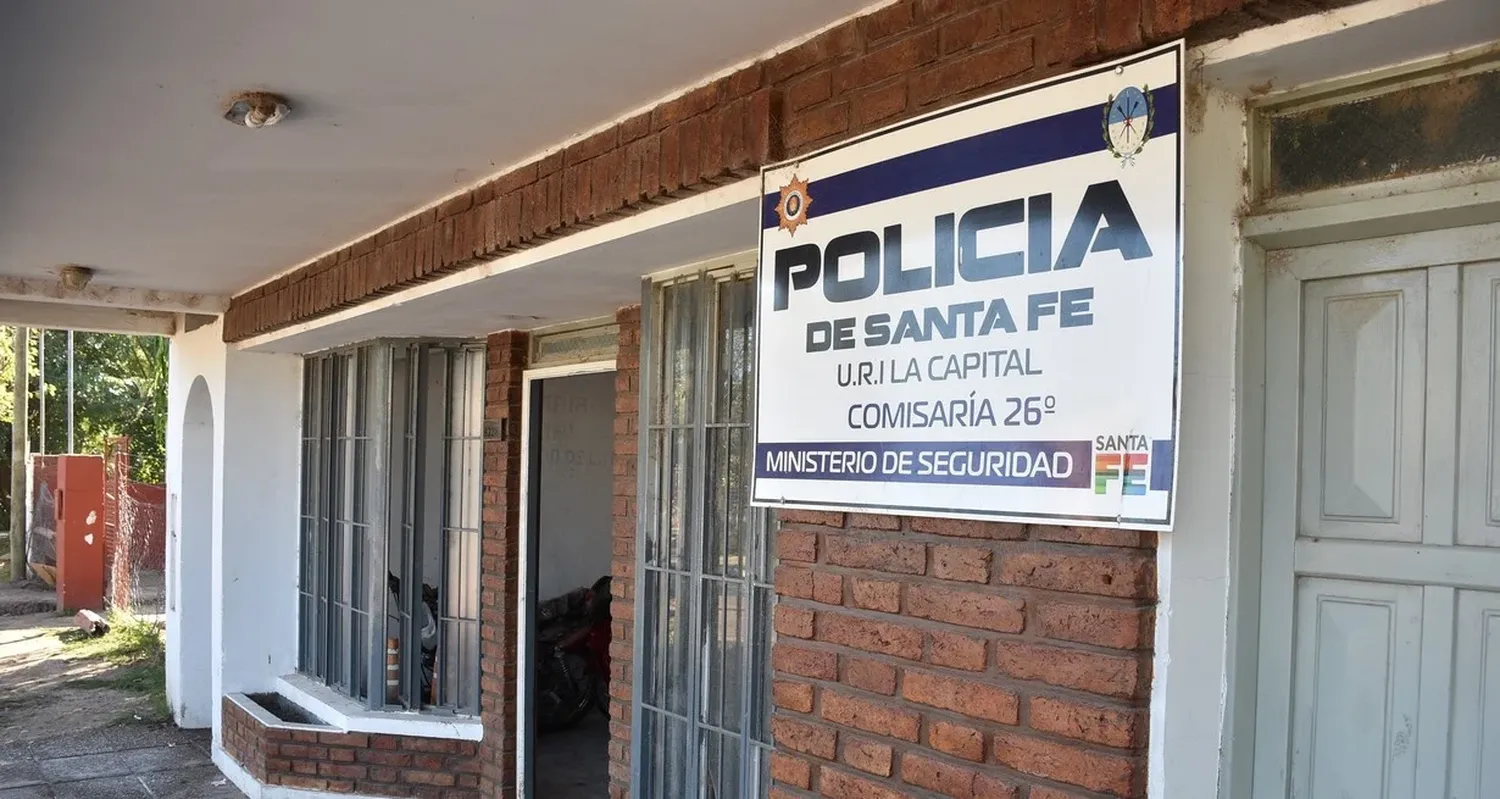 Un preso se fugó de una Comisaría en Santa Fe: fue capturado por los vecinos