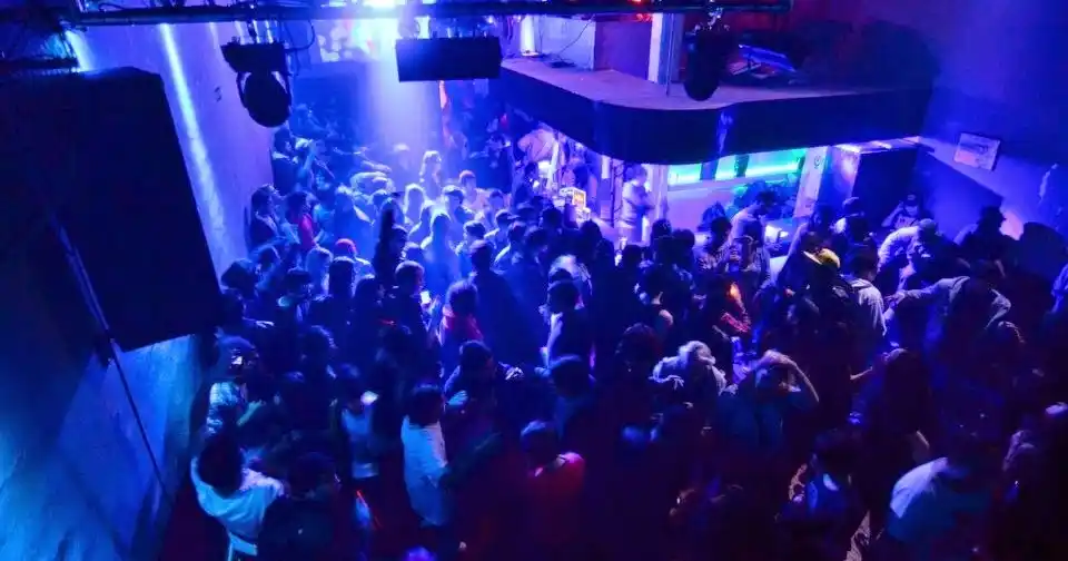 Kicillof habilitó los boliches ante el desborde de fiestas clandestinas en la Provincia: ¿Cómo será el protocolo?