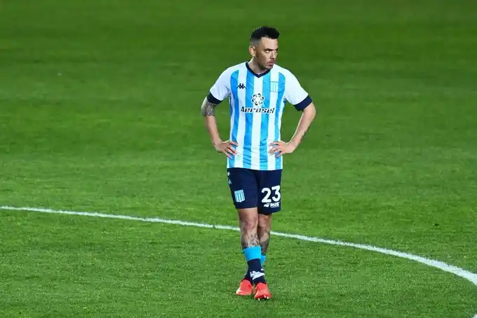 Racing hace escala en Paraná para enfrentar a Patronato