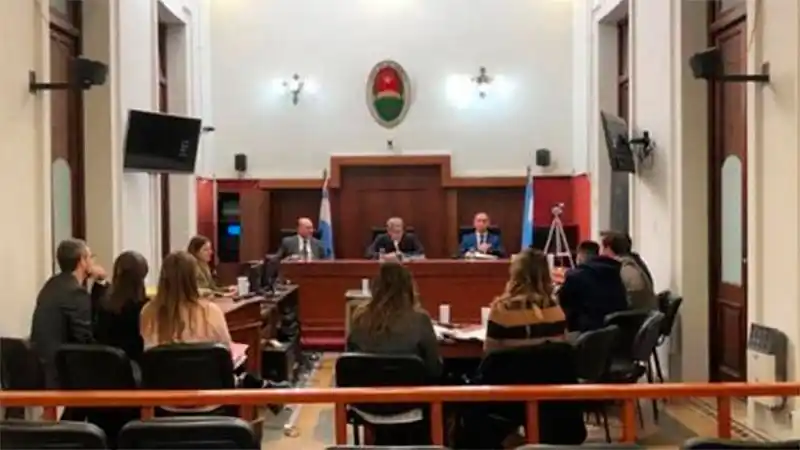 Condenaron a 12 años de prisión a acusados de violar a una adolescente