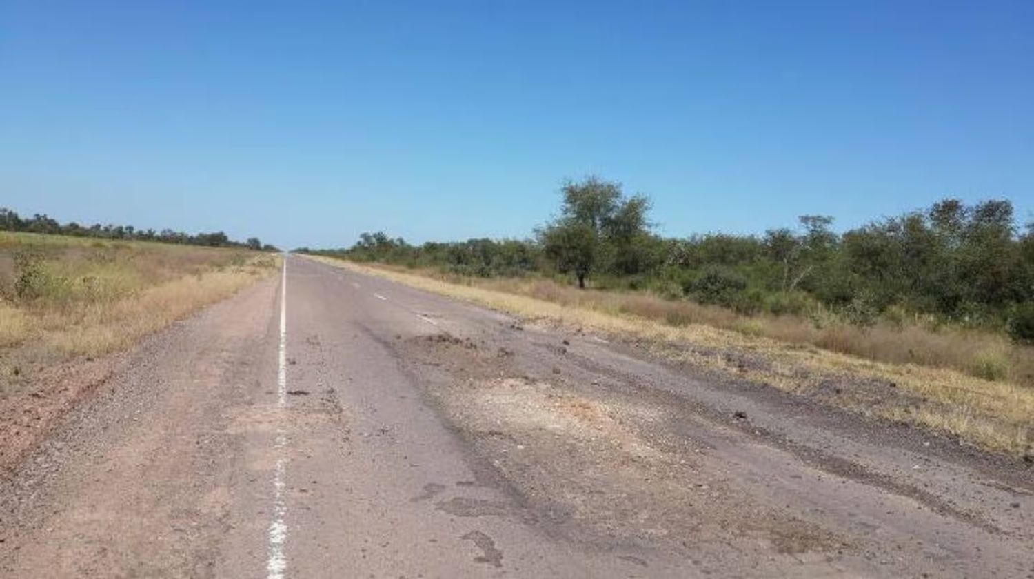 Un nene estuvo desaparecido en Santiago del Estero: la policía lo encontró atado de pies y manos en una ruta