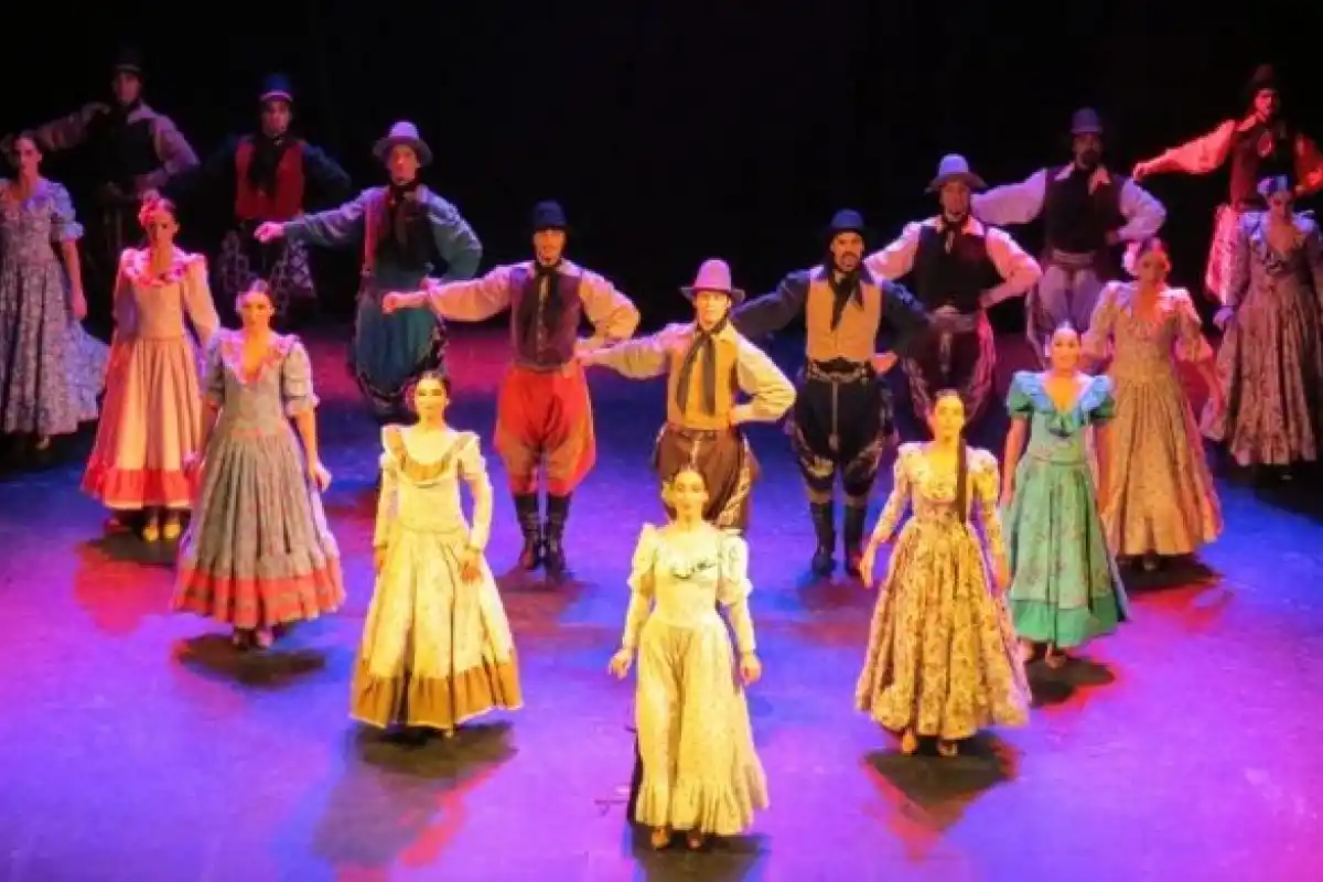 El Ballet Folklórico Nacional abre una convocatoria