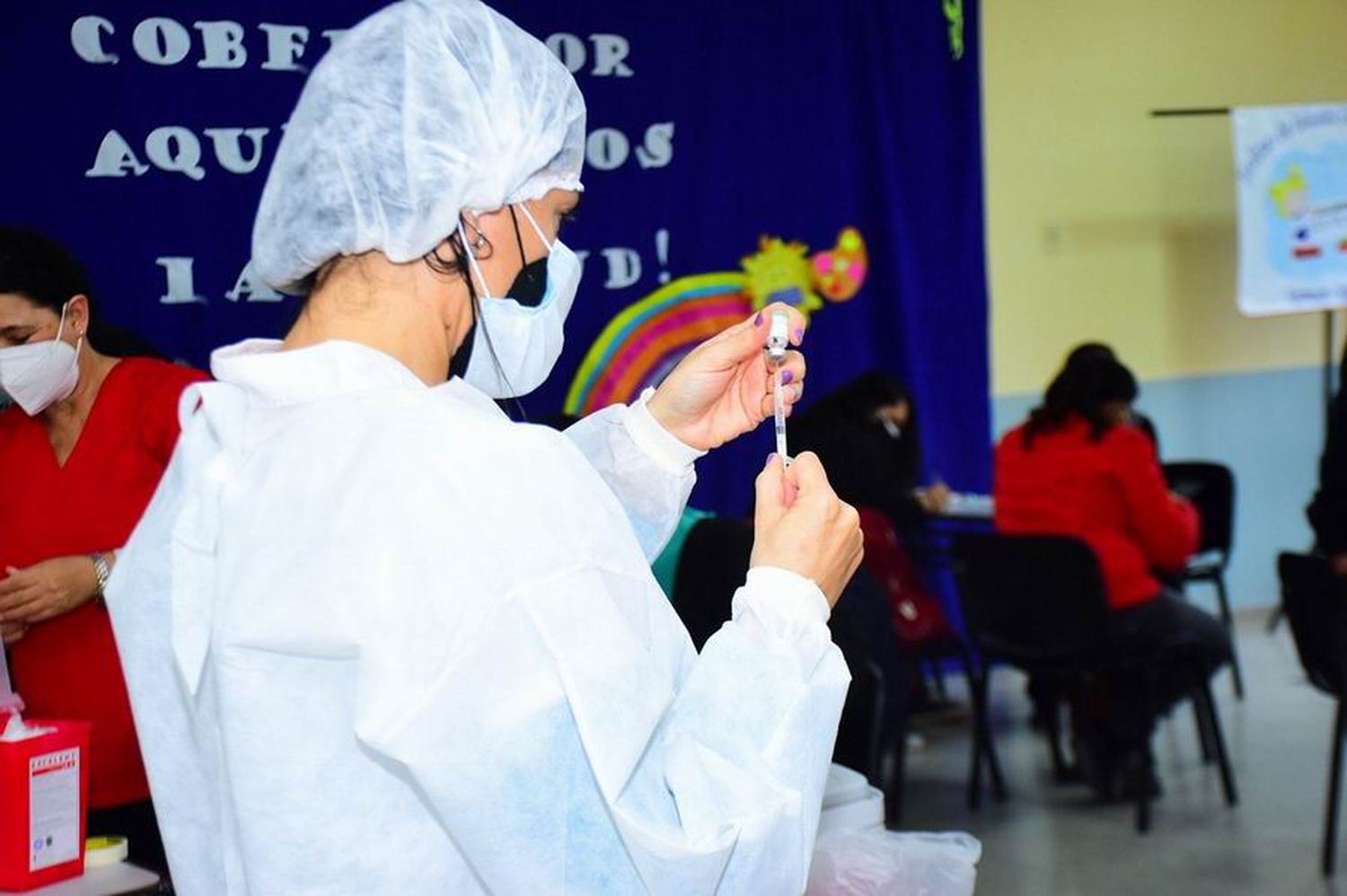 Mañana y el jueves en 8 departamentos serán vacunados los adolescentes de 14 y 15 años