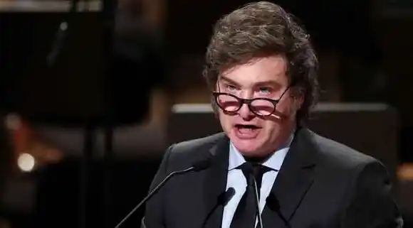 Iniciando la segunda etapa cambiaria de la gestión Milei con un guiño a la tercera