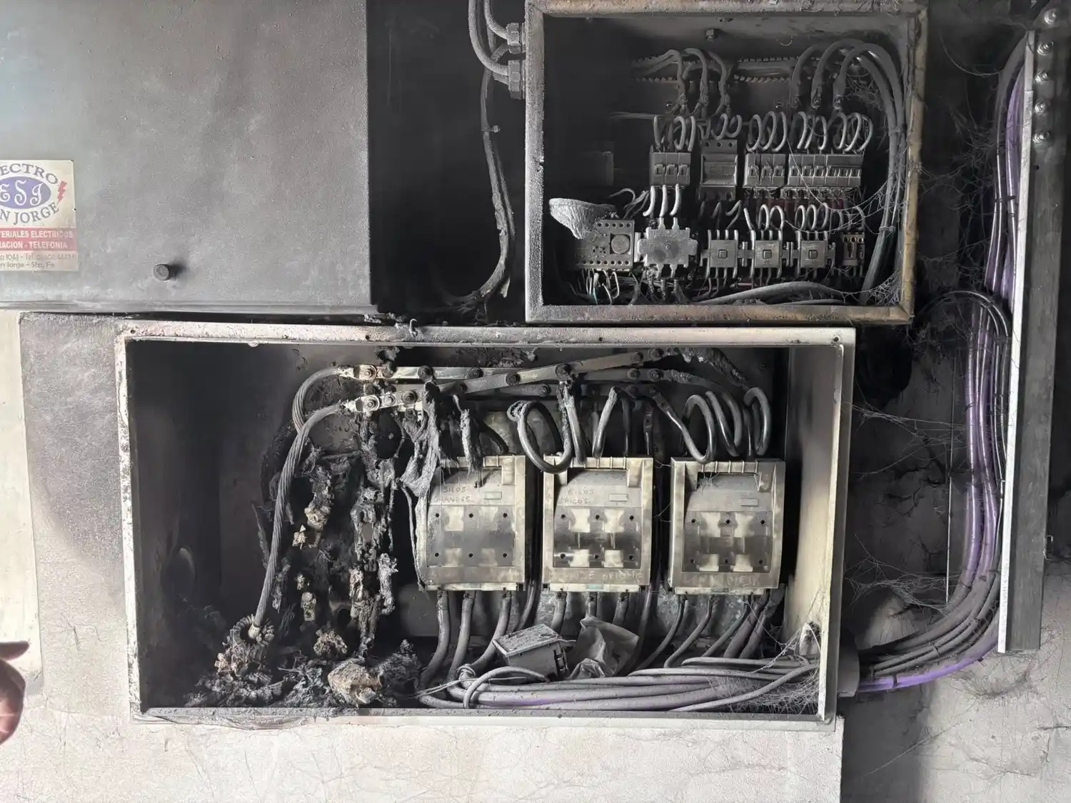 Controlaron un principio de incendio en una planta acopiadora de cereales en María Juana - 1