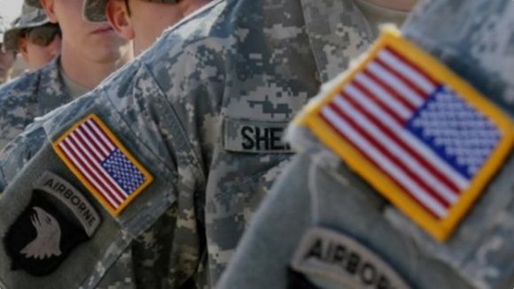 ¡NO SE PUEDEN ENROLAR! El Pentágono deja de reclutar a transexuales en el Ejército