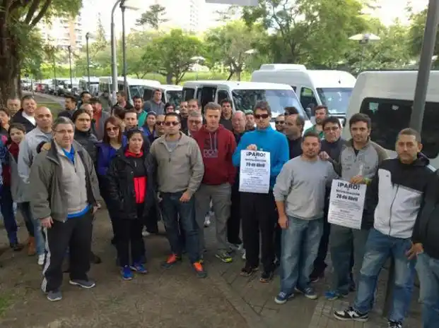 Paro de transportistas de personas con discapacidad