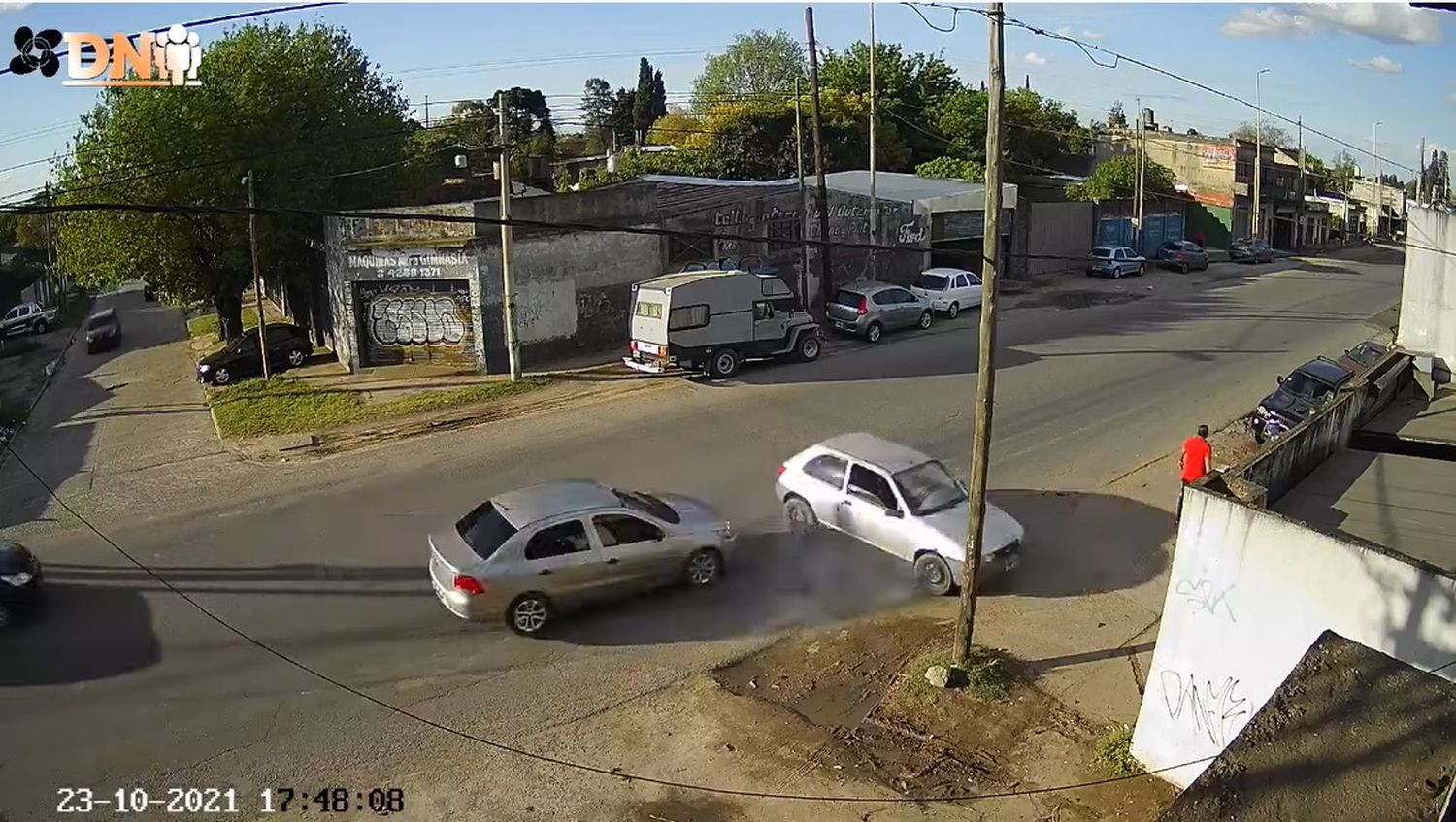 Video impactante: Así un conductor que manejaba borracho, choca y mata a un hombre en Almirante Brown