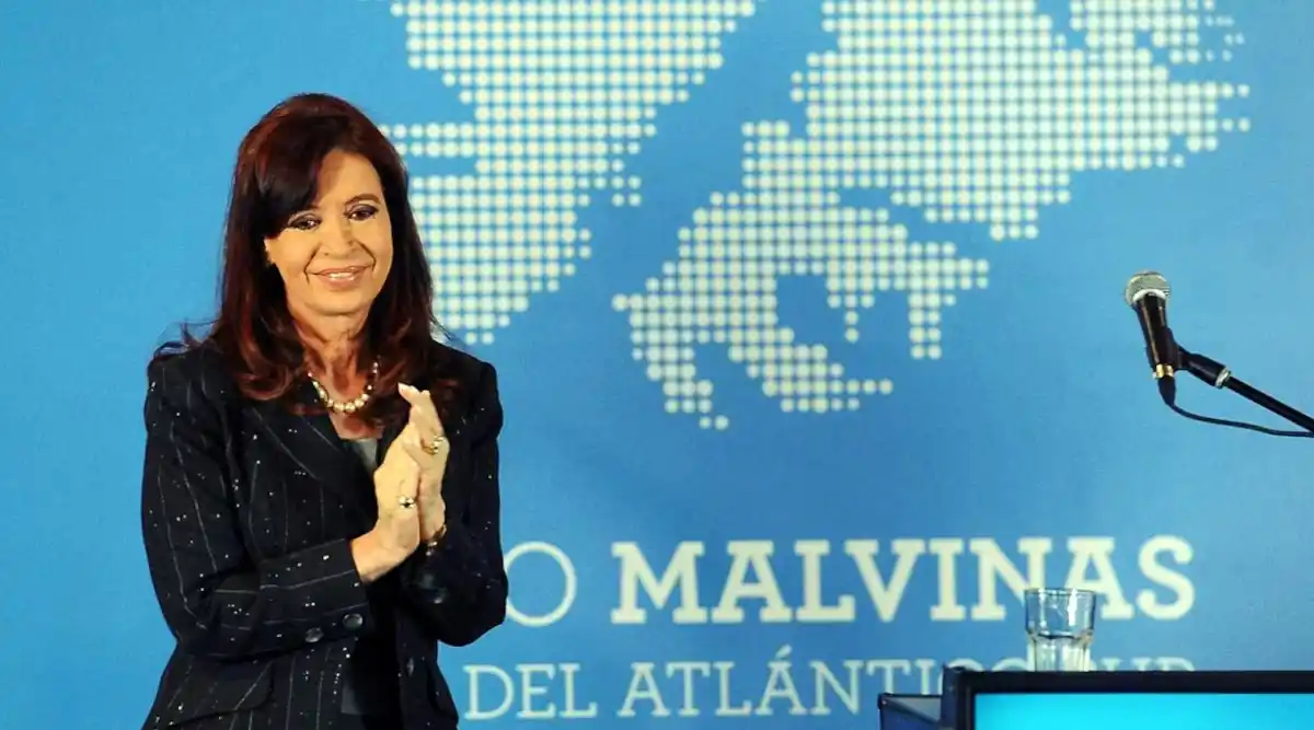 Cristina Kirchner, en un acto oficial cuando era presidenta en homenaje al reclamo por las Islas Malvinas
