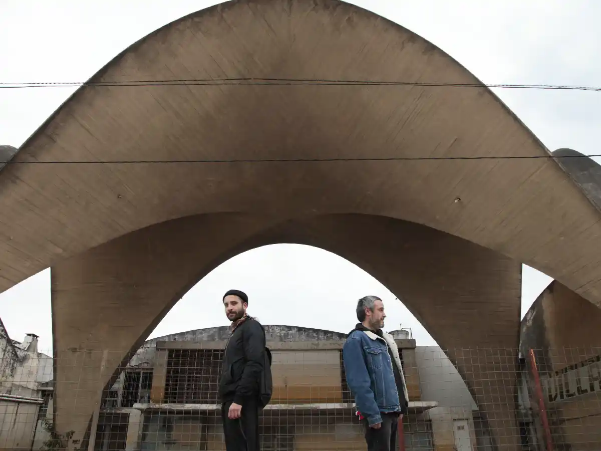 Paraboloide poético e hiperbólico del oeste sanfrancisqueño