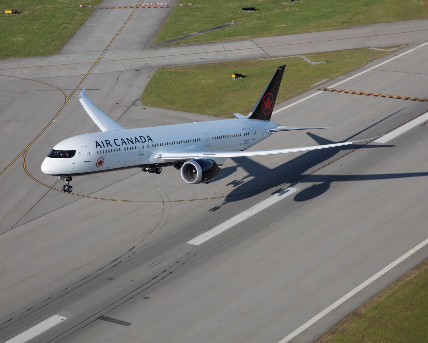 Air Canada empezó a volar sin escalas entre Vancouver y Dubai