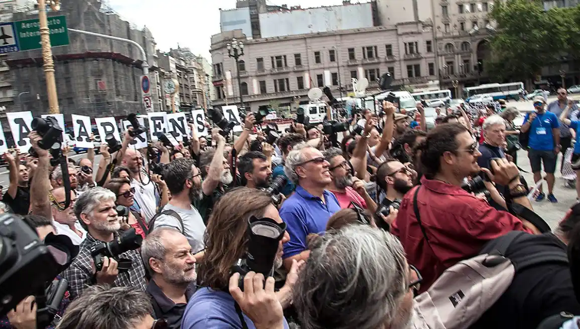 “Camarazo” por la libertad de prensa frente al Congreso