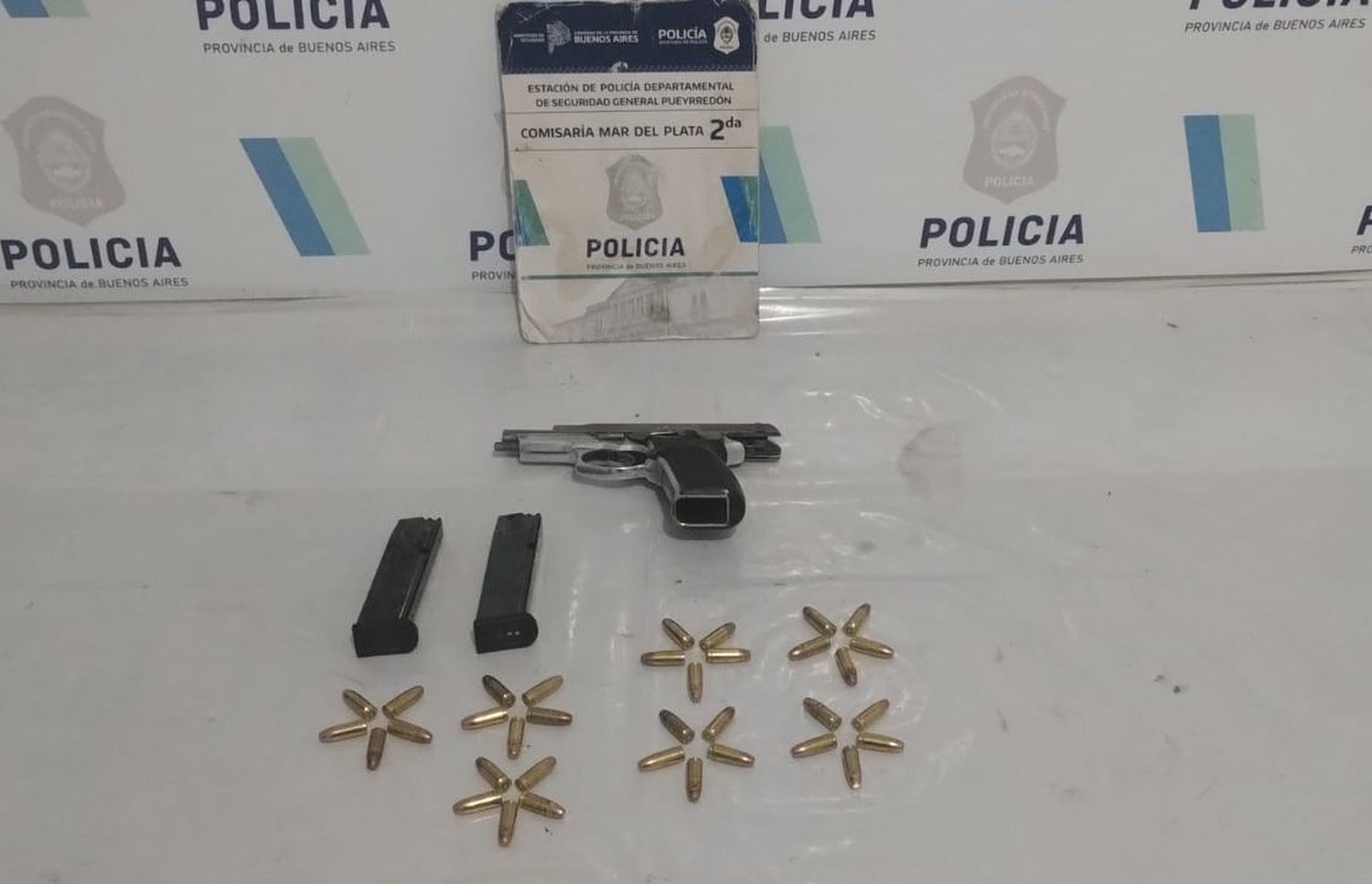 Conducía borracho y con una 9mm en el asiento del acompañante