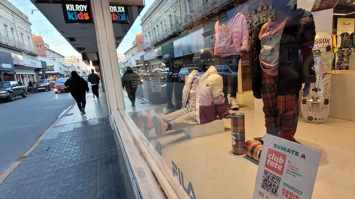 Las ventas minoristas pyme cayeron 4,1% interanual en noviembre, según CAME