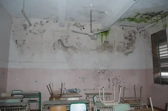 Colegio Nacional: 10 años pidiendo la restauración del edificio centenario