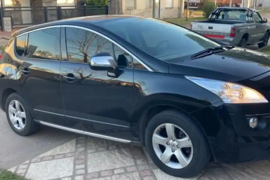 Le robaron la llave, al día siguiente se llevaron el auto y poco más tarde lo encontraron en Paraná