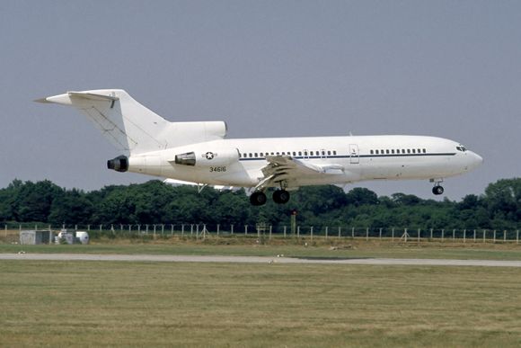 Iconic Boeing 727 that transported criminals auctioned for just $8,000