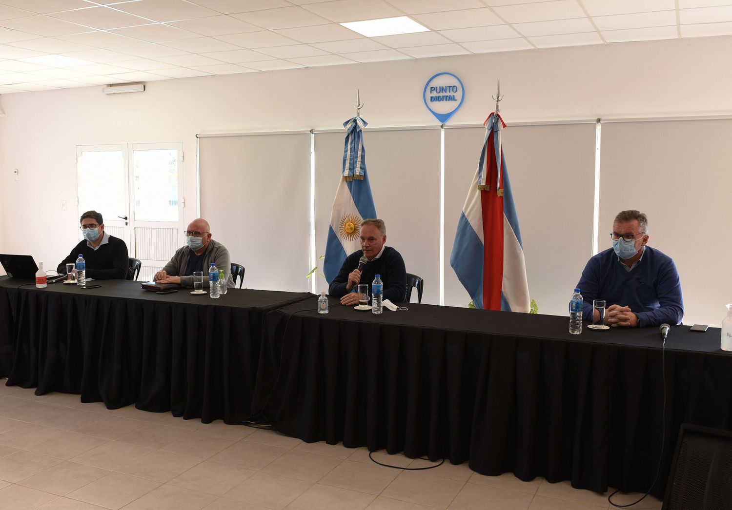 “La presencialidad no contagia el virus” indicaron las autoridades municipales al presentar el primer informe covid-19 de la ciudad