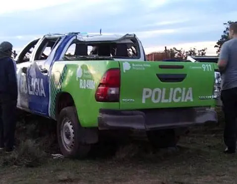 Policías heridos al ser atacados con una piedra y golpes de puño