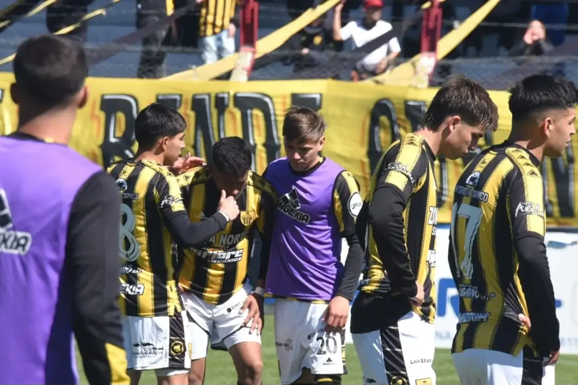 Santamarina perdió ante Costa Brava y descendió