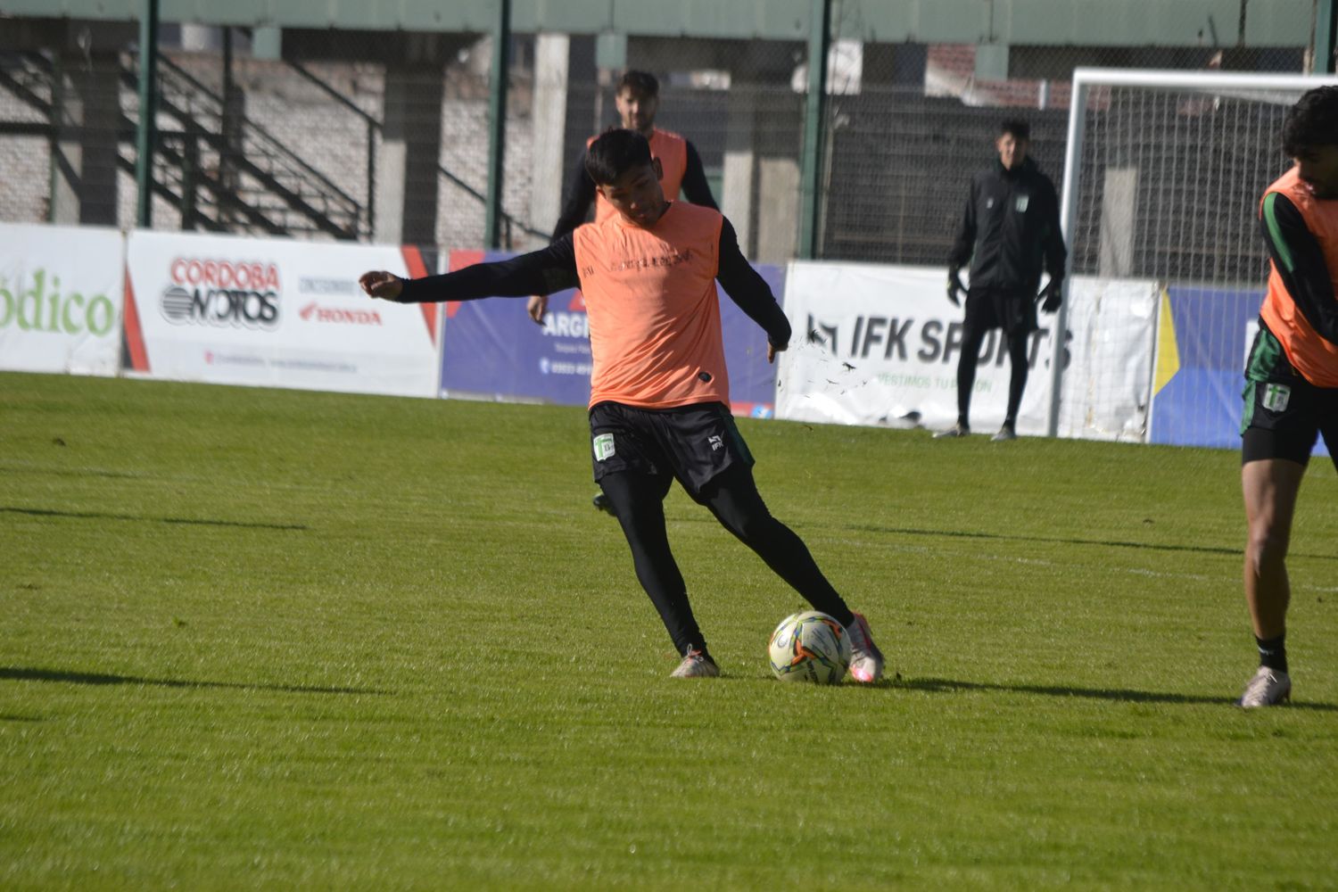 Facundo Hang será parte del once inicial.
