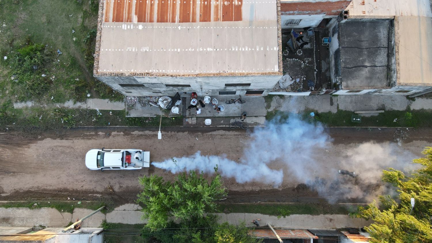 Comenzó la fumigación en la zona cercana al río