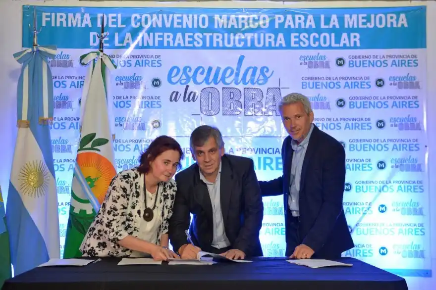 Escuelas a la Obra: Guillermo Britos firmó convenio para mejorar infraestructura escolar 