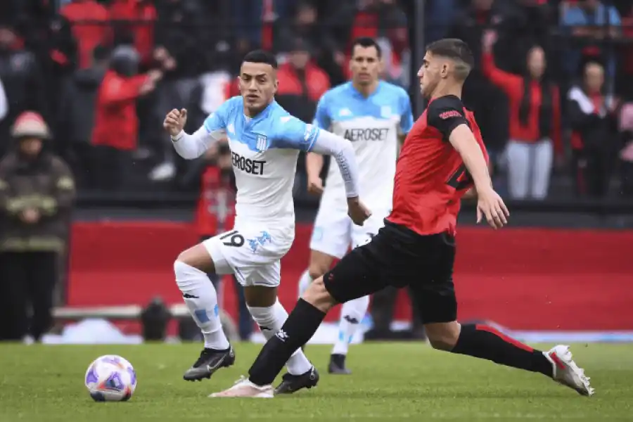 Racing ganó y no se baja de la pelea por el campeonato: derrotó 2-0 a Colón en Santa Fe