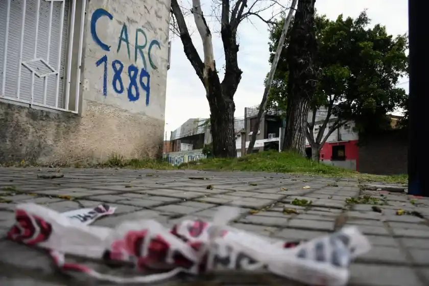 Un joven muerto y un adolescente gravemente herido en barrio República de la Sexta