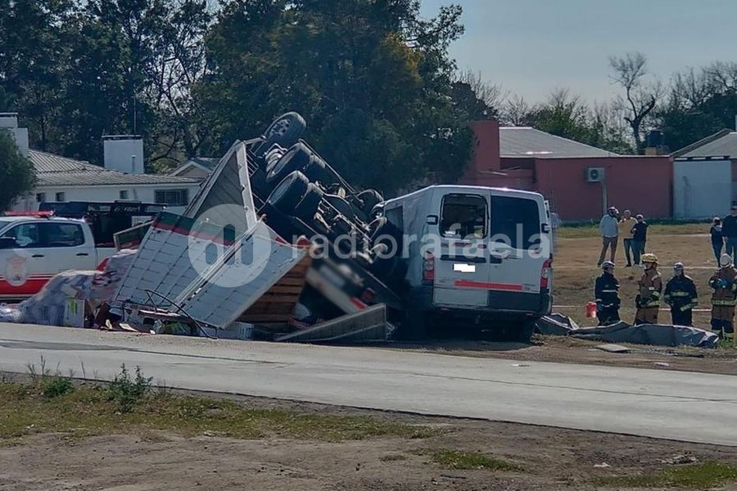 Grave siniestro vial en el acceso Norte a la ciudad de Morteros: habría fallecidos