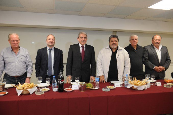 Elecciones 2015: Sindicalistas apoyaron la precandidatura de Aníbal Fernández