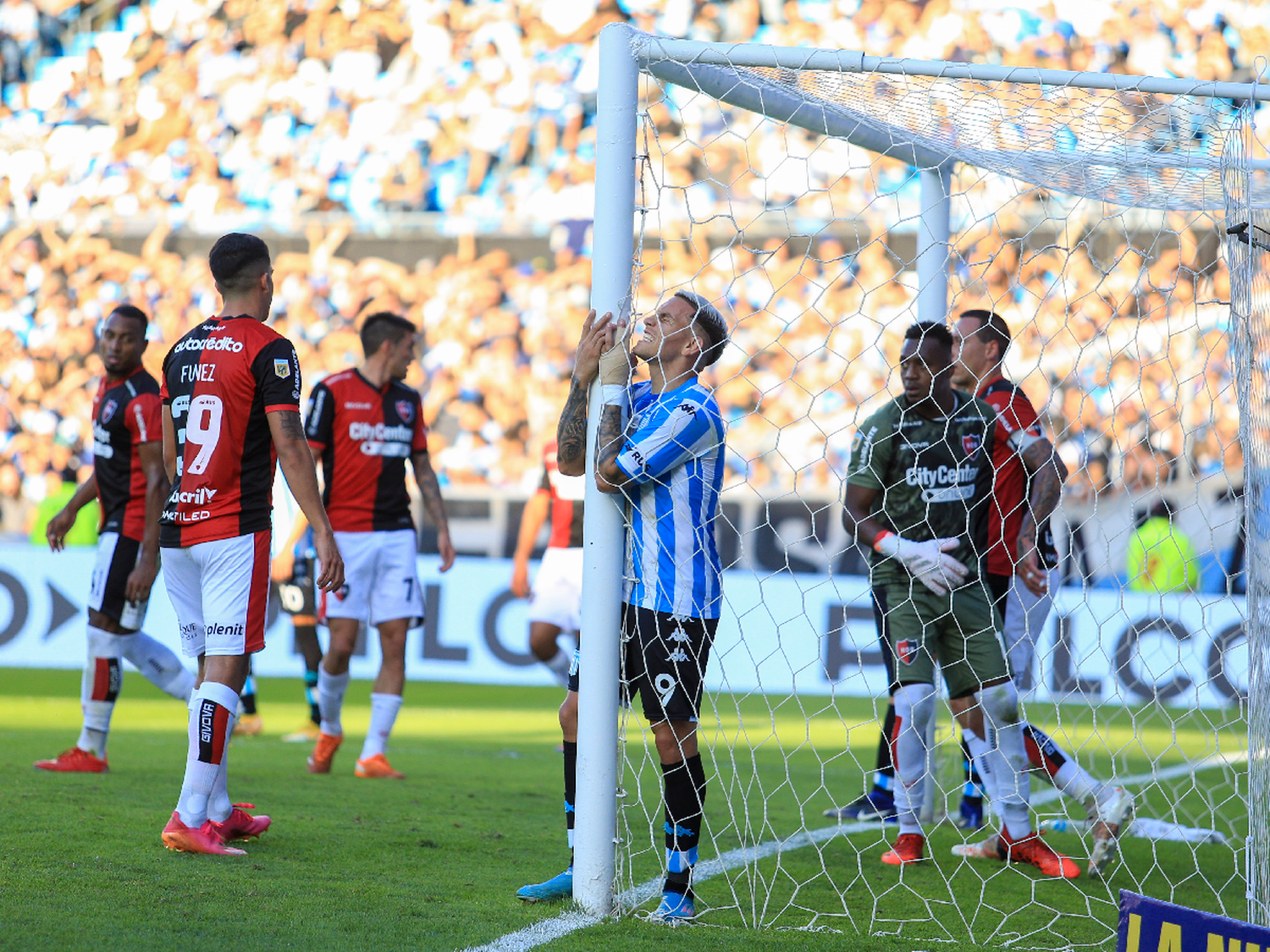 Racing empató con Newell’s en Avellaneda 