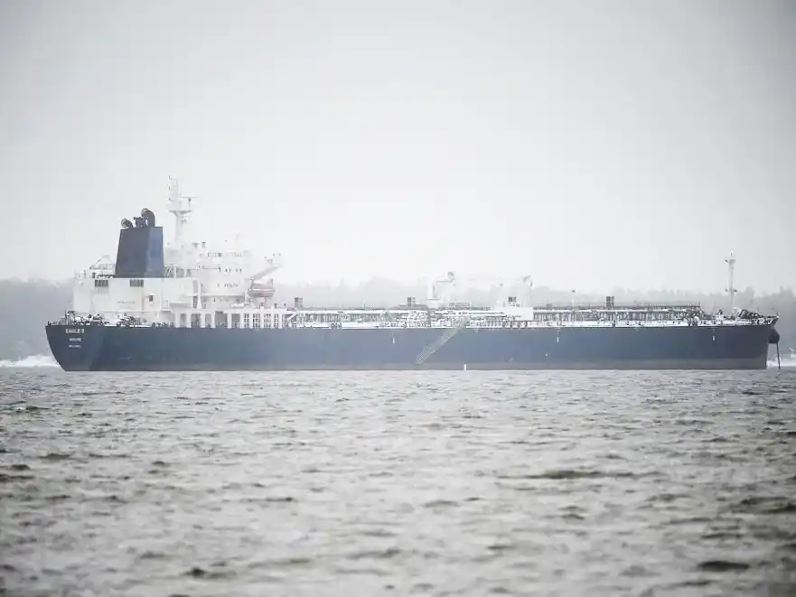 Letonia denunció que un cable submarino en el mar Báltico resultó dañado por una “influencia externa”