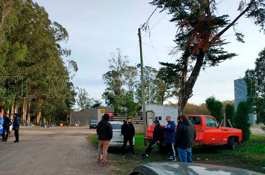 La línea 221 sigue de paro: no cobraron lo adeudado