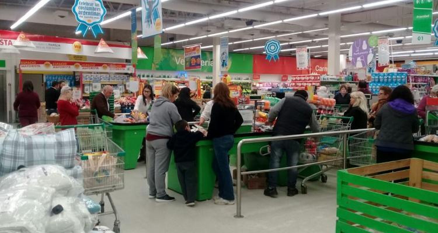 Hoy, primer miércoles de agosto con descuentos del 50 % con Banco Provincia