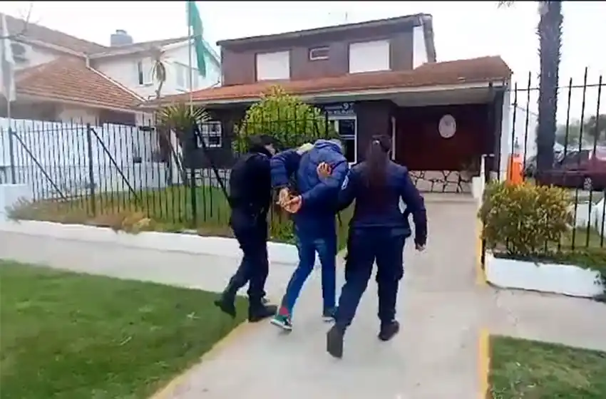 Buenos vecinos: retuvieron a ladrón que arrebató un celular