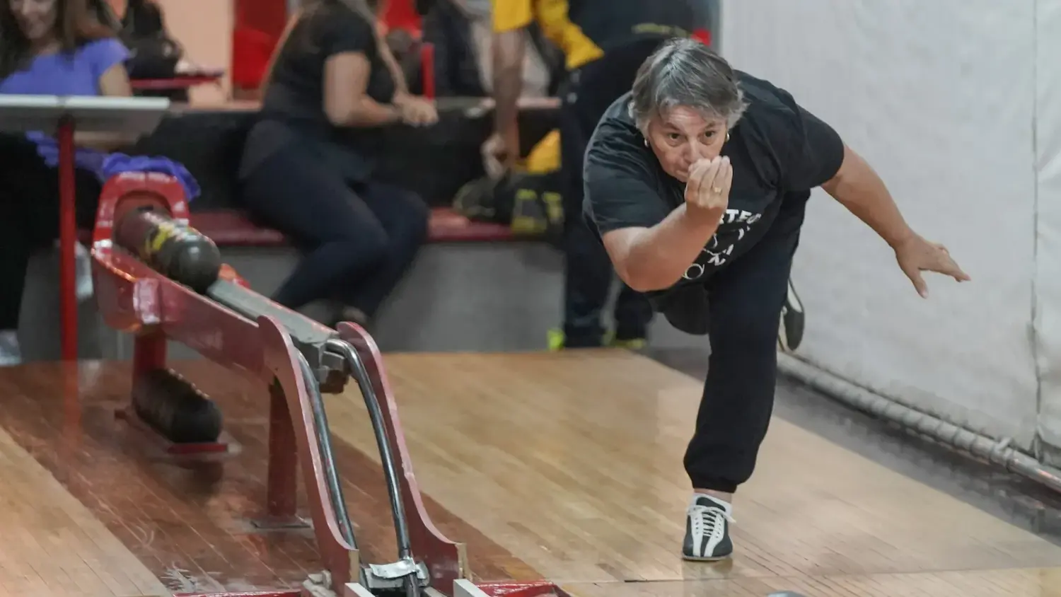 El Torneo Nacional de Bowling se acerca al cierre de su primera etapa