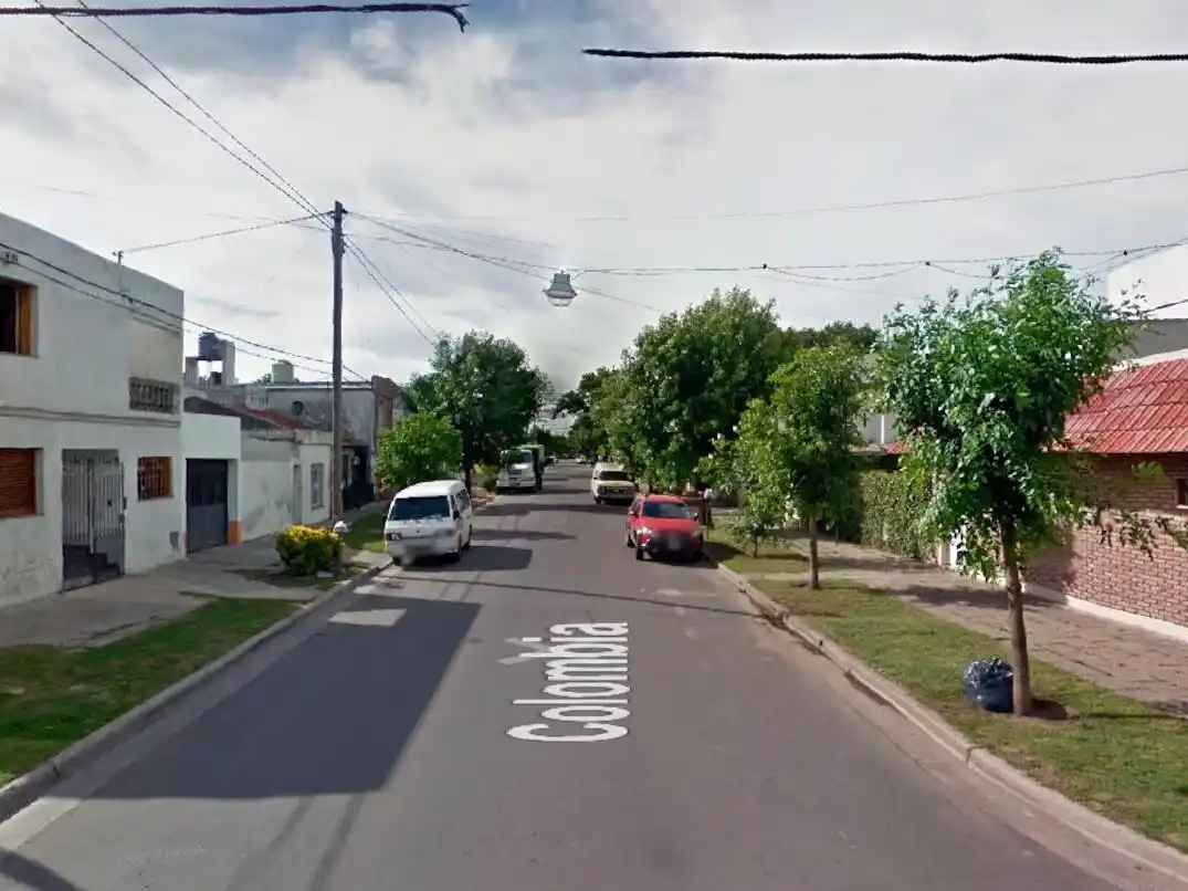 El hecho ocurrió en la calle Malvinas Argentinas, entre Colombia y Chile. (Foto: Google Maps).