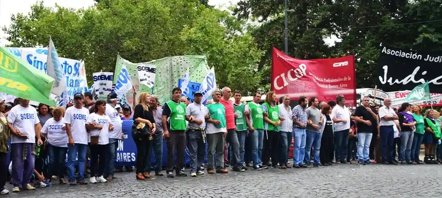 Gremios bonaerenses instalarán carpa frente a la Gobernación