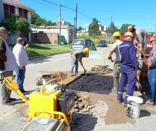 Cooperativa eléctrica realiza  obras de bacheo en Balcarce