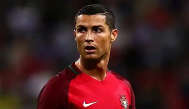 Con hat-trick de Ronaldo, Portugal goleó 5-1 a Islas Feroe por las Eliminatorias
