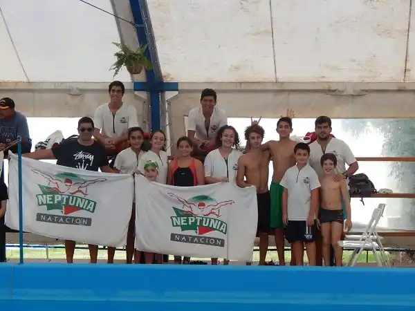 Neptunia participó del torneo Apertura de la FEN en el Club Paracao