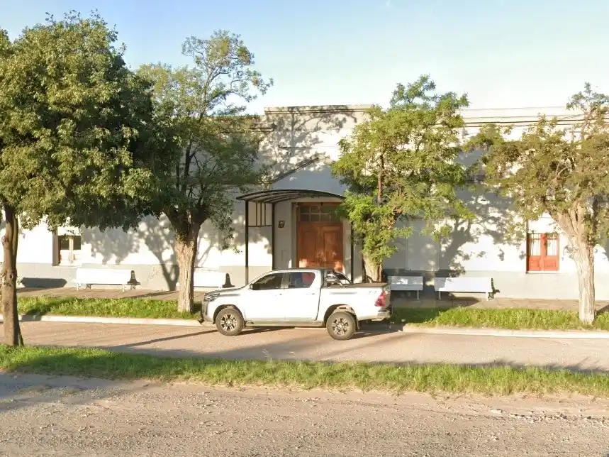 El lugar está ubicado en la Av. Olivero Duggan 513