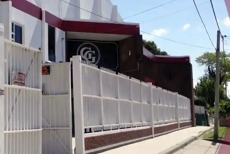 Ratifican millonaria indemnización de un colegio privado a alumna que sufrió bullying