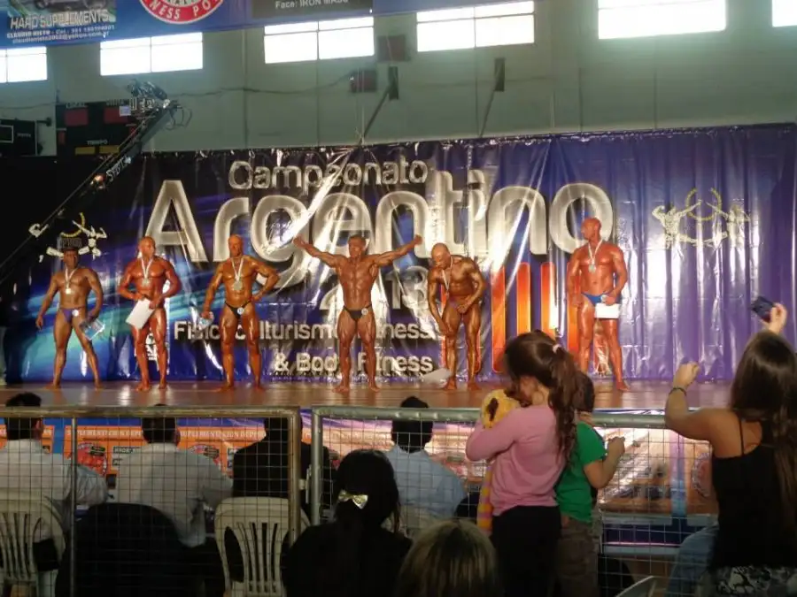 Chaparro en una de las competencias de fisicuculturismo 