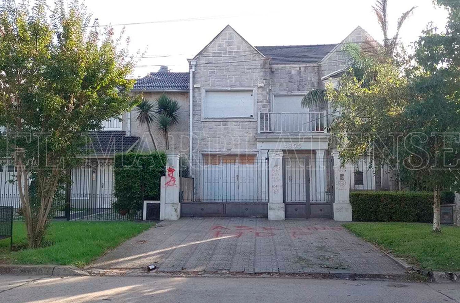 Escraches en la casa del menor acusado de asesinar animales en Parque Luro
