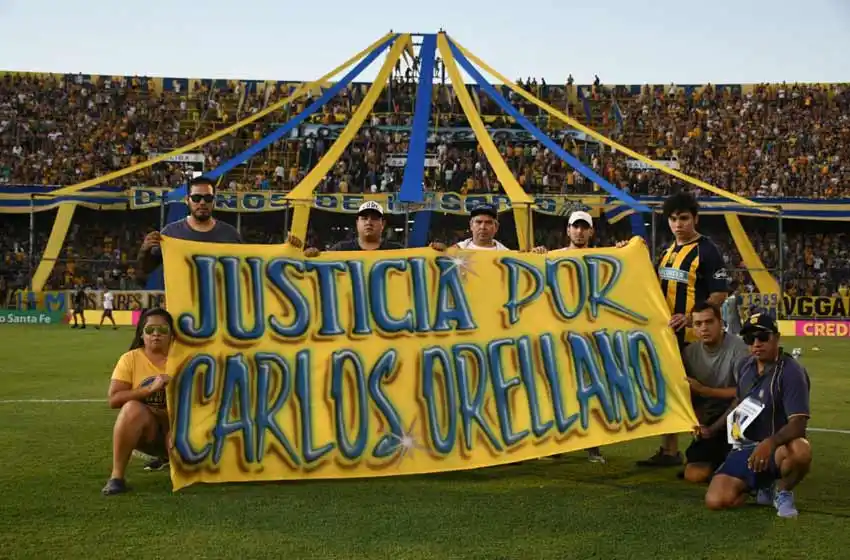 Hinchas de Newell’s piden que haya homenaje para Carlos Orellano en el Coloso porque “este hecho trasciende los colores”