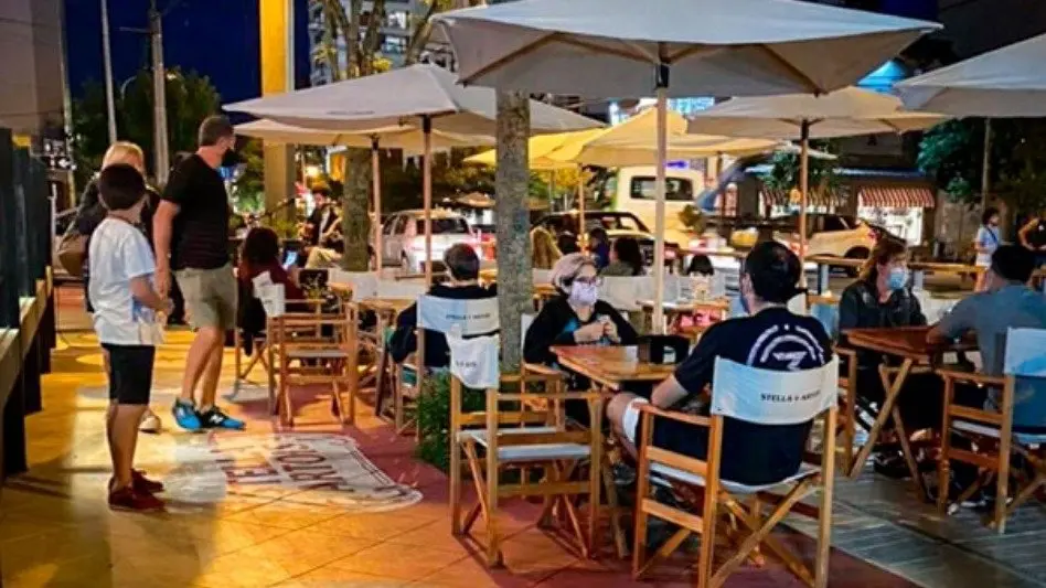 El Municipio y gastronómicos acordaron la presentación de una ordenanza para regular los decks