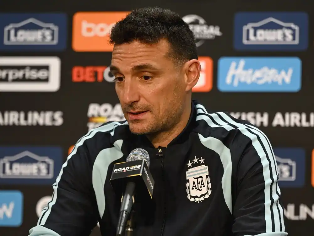 El entrenador de la selección argentina brindó una conferencia luego del partido amistoso. Foto: AFA